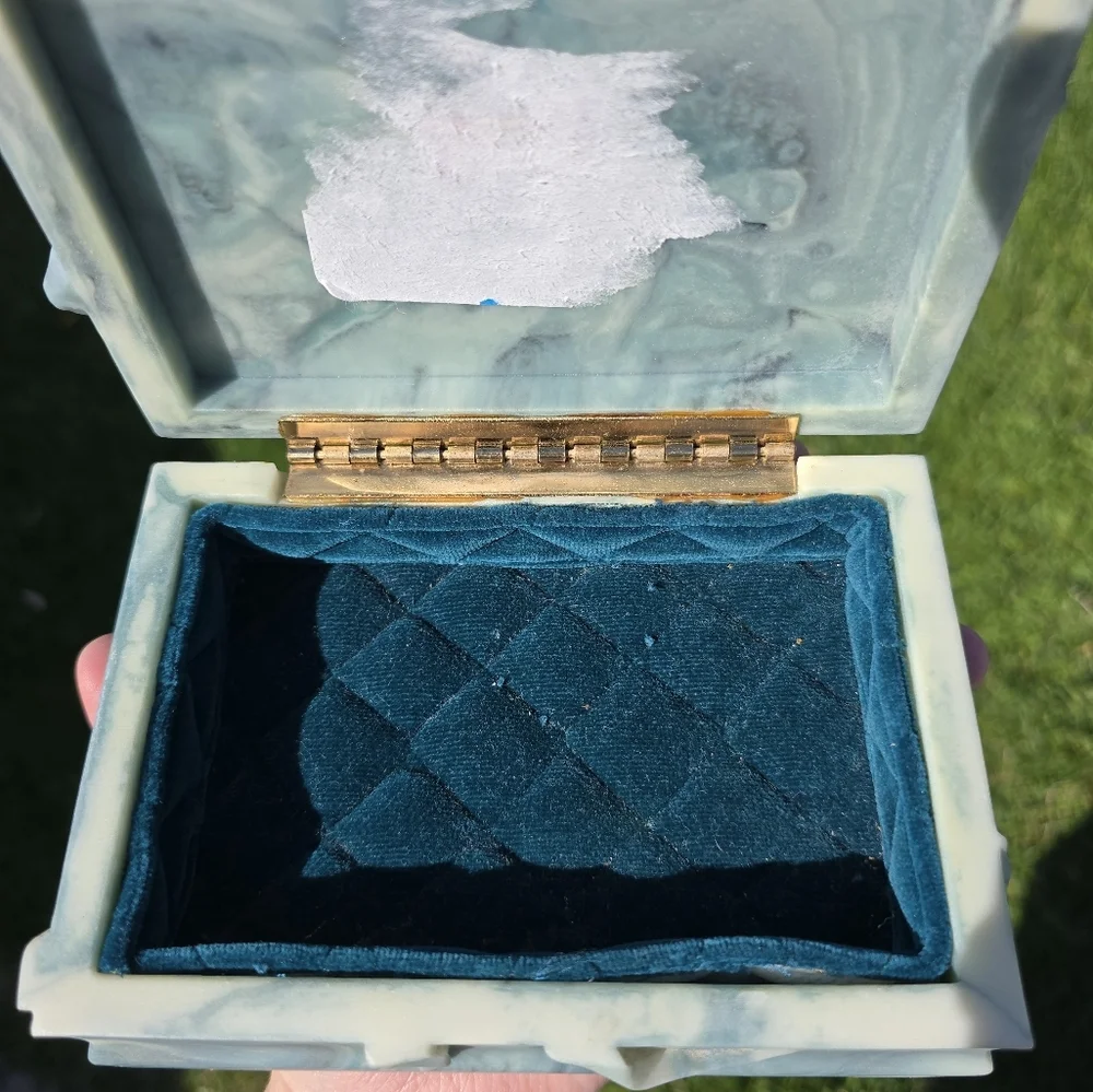 Avondale Crushed Glass Box Velvet Lined - Floral - Vintage Roses Blue